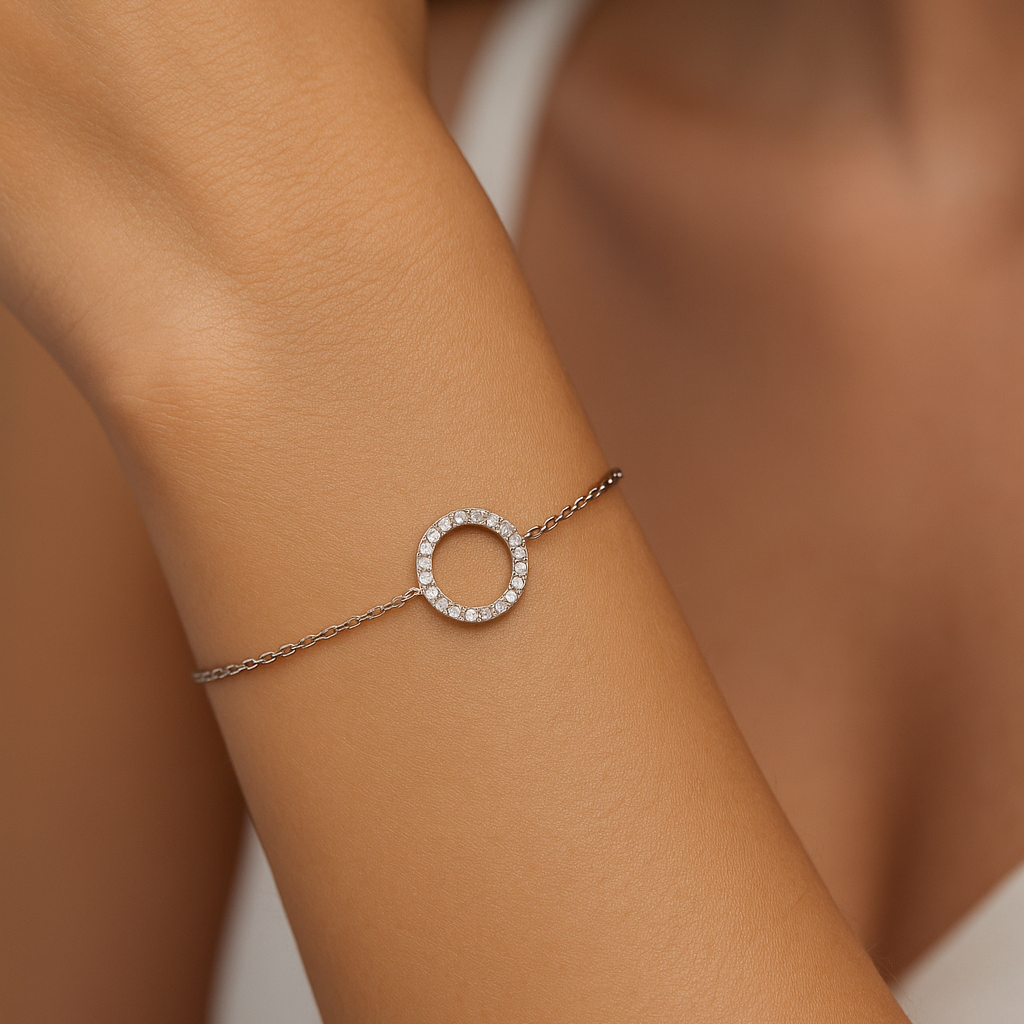 Сребърна гривна „Лунар“ с циркониеви камъни