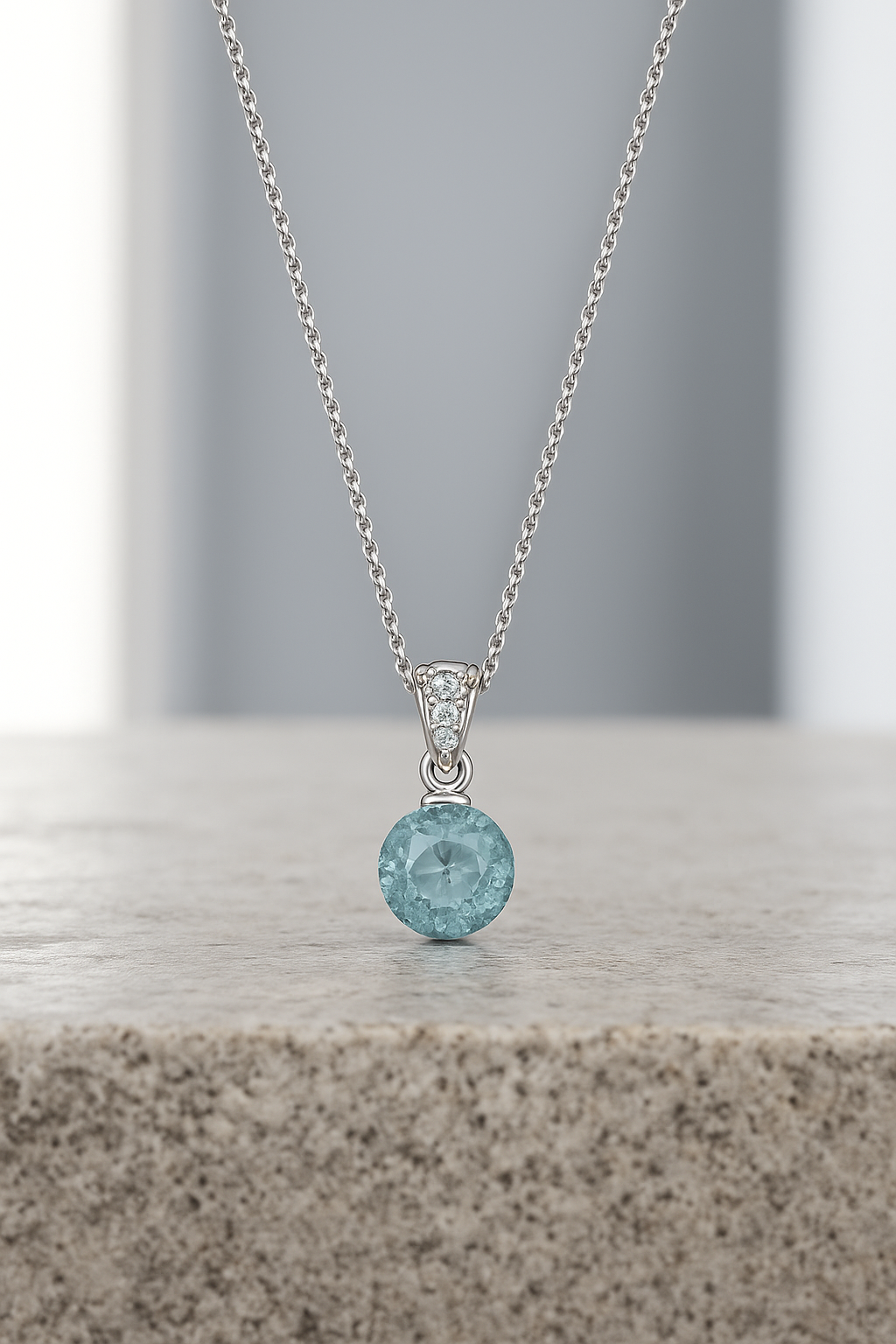 сребърно колие