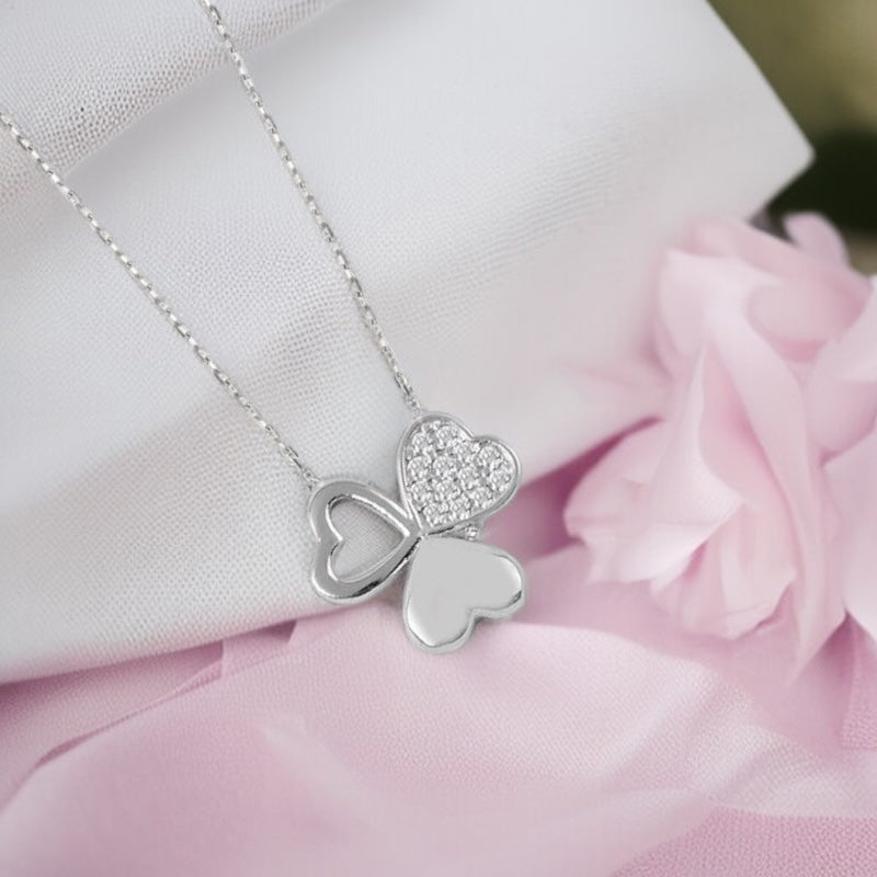 Сребърно колие „Детелина“