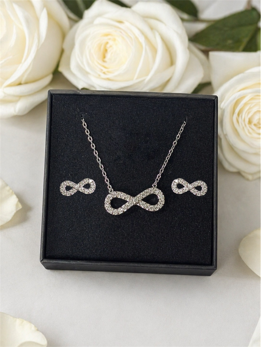 Сребърен комплект в подаръчна кутия | BS SILVER JEWELLERY